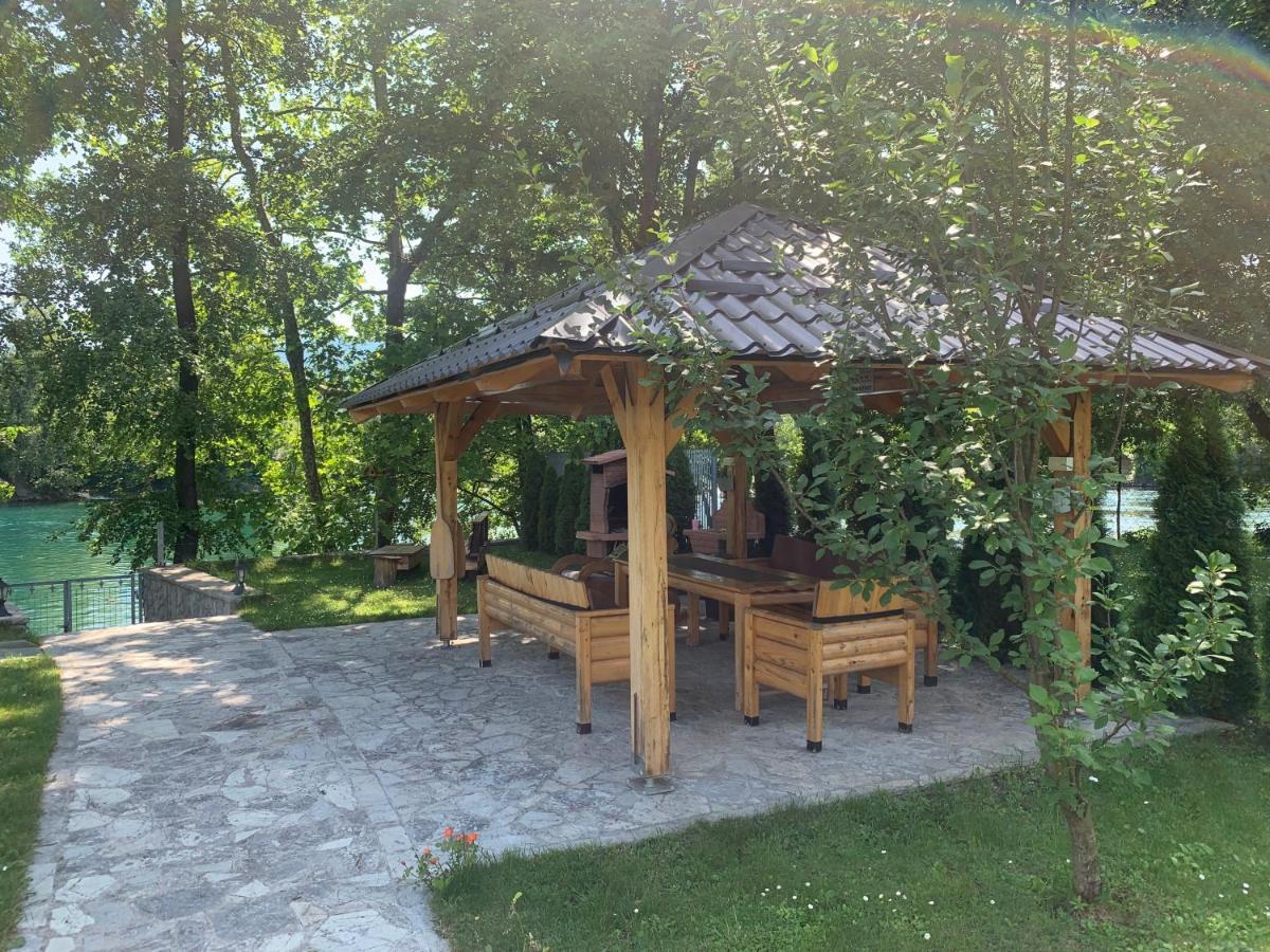Villa Grace Bihać エクステリア 写真