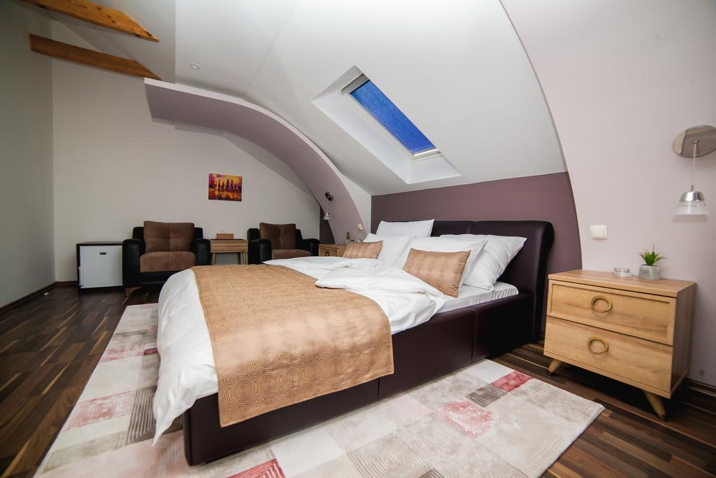 Villa Grace Bihać エクステリア 写真