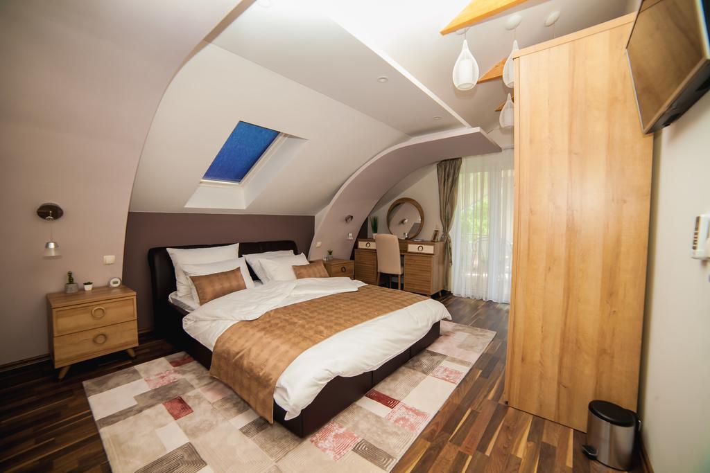Villa Grace Bihać エクステリア 写真
